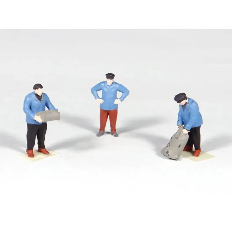 3 Postiers chargeant/déchargeant des sacs postaux - Régions et compagnies GAR056 - HO 1/87 Prix Réduit